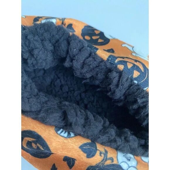 Disney Winnie The Pooh Snuggle Toes No Slip Slipper Socks Halloween  Sz 4-10 NEW - Picture 7 of 8